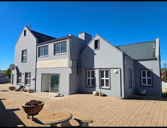 3 BEDROOM HOUSE FOR SALE IN BRITANNIA BAY